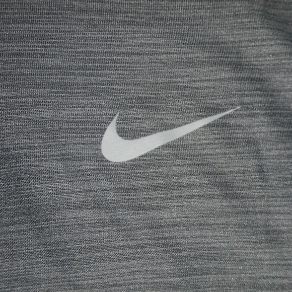 NWT 💪Men's Nike Training Dri-Fit Pullover💪 - Picture 2 of 5